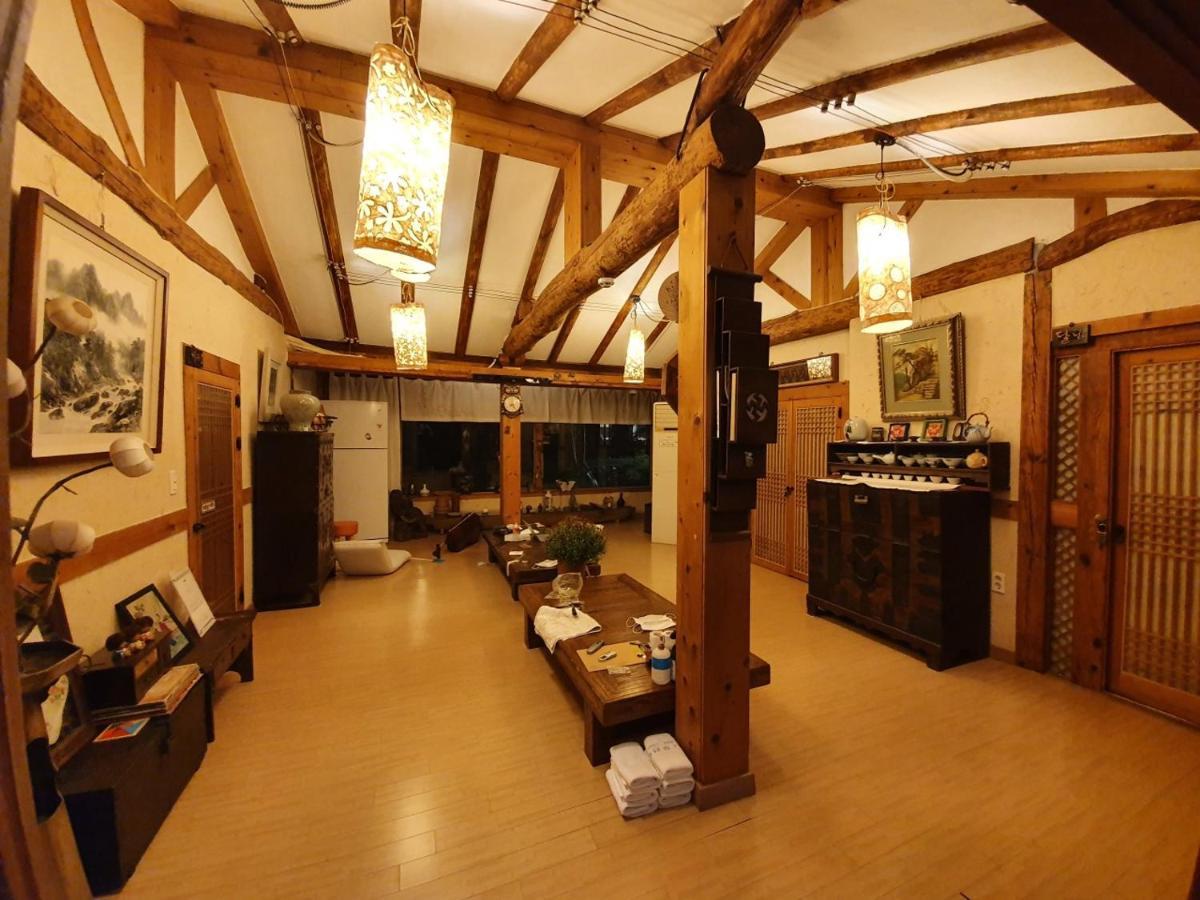 Hanok Moryeon * Jeonju